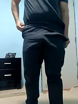 Snapshot of Ryzca chatting on 02-15-26, 01:31 Ryzca online show from 02-15-26, 01:31