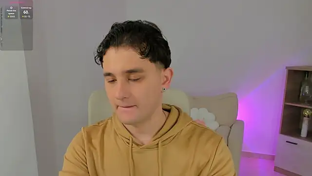 Snapshot of Massimo_Fiore chatting on 02-06-26, 11:08 Massimo Fiore online show from 02-06-26, 11:08