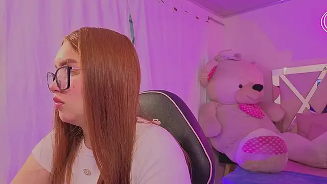 SABRIINA TAY online show from 02-12-26, 11:49