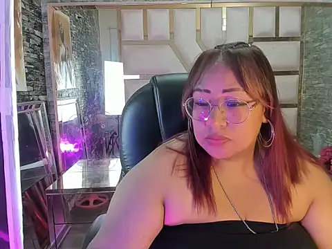 Shara Oz online show from 02-21-26, 02:45