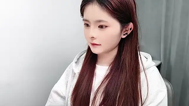 Snapshot of cherry-_-cherry chatting on 02-27-26, 02:00 cherry- -cherry online show from 02-27-26, 02:00