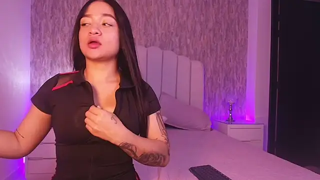 Snapshot of isa_anderson chatting on 02-20-26, 11:54 isa anderson online show from 02-20-26, 11:54