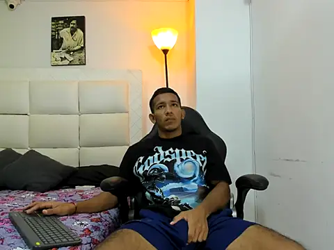 ricky spensar23cm  online show from 02-12-26, 02:06