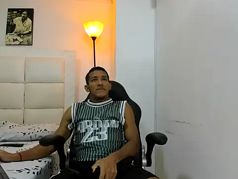 ricky spensar23cm  online show from 02-14-26, 02:08