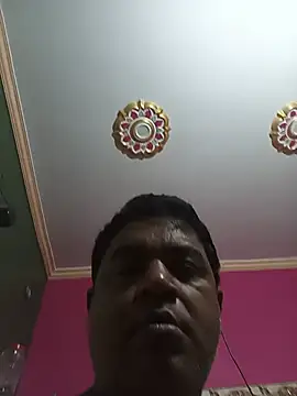 Snapshot of deshilnd chatting on 07-15-26, 12:05 deshilnd online show from 07-15-26, 12:05