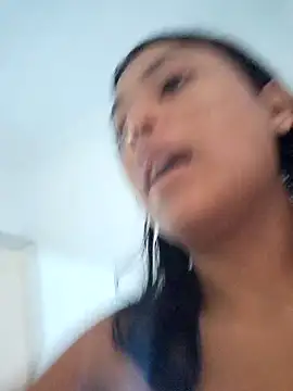 Snapshot of Layla_em chatting on 02-27-26, 12:38 Layla em online show from 02-27-26, 12:38