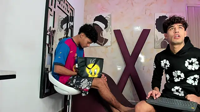 PRETTY COCK1 online show from 04-12-26, 01:21