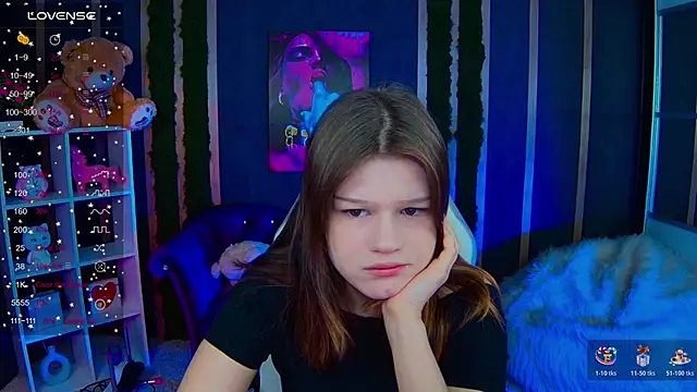 Snapshot of Lunatrend chatting on 02-01-26, 06:34 Lunatrend online show from 02-01-26, 06:34