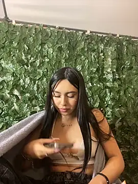 scarlett pinkk1 online show from 04-13-26, 01:44