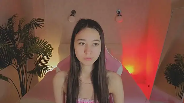 Nicole Brownie online show from 06-04-26, 12:49