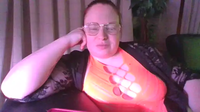 Sarahtjeuh  online show from 03-11-26, 08:37