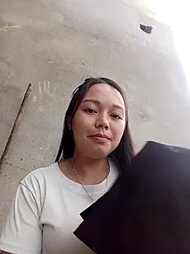 Snapshot of Rose-222 chatting on 02-28-26, 09:10 Rose-222 online show from 02-28-26, 09:10