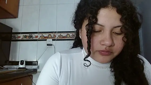 Snapshot of Baby_dirt chatting on 02-22-26, 04:38 Baby dirt online show from 02-22-26, 04:38