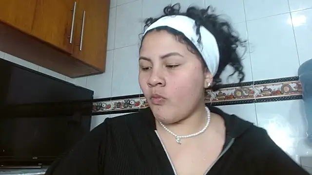 Snapshot of Baby_dirt chatting on 03-02-26, 02:35 Baby dirt online show from 03-02-26, 02:35