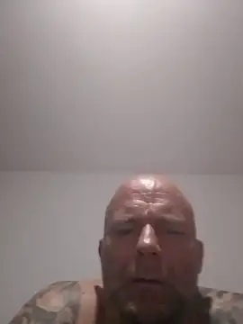 Snapshot of Jean-Pierre111 chatting on 06-21-26, 03:31 Jean-Pierre111 online show from 06-21-26, 03:31