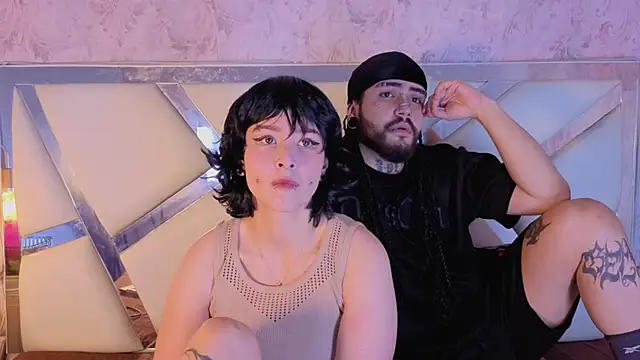 Snapshot of Benny_and_Mark chatting on 02-14-26, 04:31 Benny and Mark online show from 02-14-26, 04:31