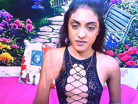 Snapshot of IndianPretty14u2Luv chatting on 05-19-26, 06:14 IndianPretty14u2Luv online show from 05-19-26, 06:14