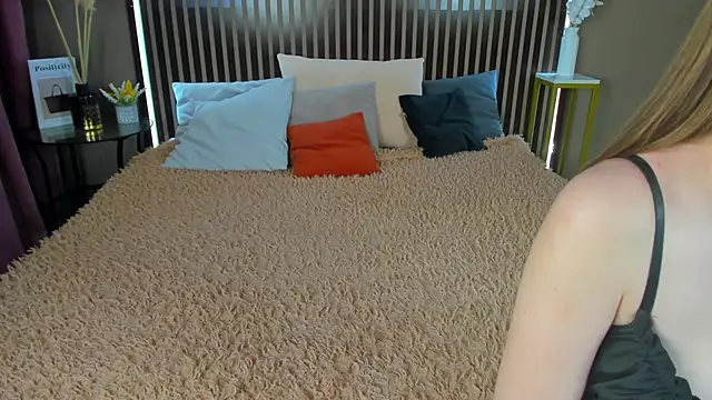 Betty Andrews online show from 02-18-26, 09:49