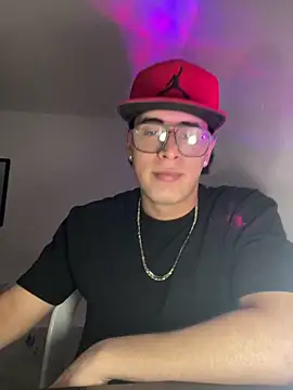 Maximuz1920 online show from 03-17-26, 02:27