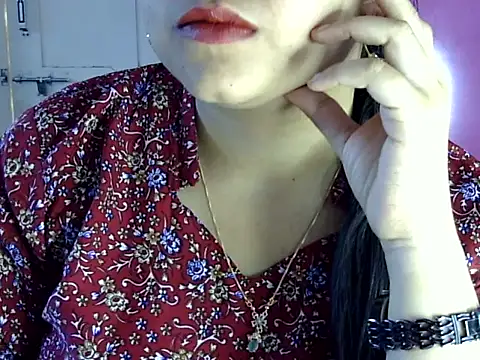 Snapshot of Cute_Aliyaa chatting on 07-01-26, 11:34 Cute Aliyaa online show from 07-01-26, 11:34