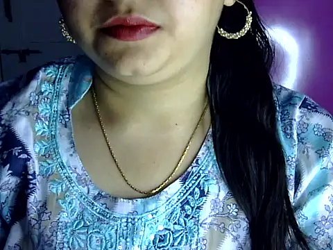 Snapshot of Cute_Aliyaa chatting on 07-16-26, 01:50 Cute Aliyaa online show from 07-16-26, 01:50