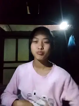 Snapshot of Hoa-tuylip chatting on 02-07-26, 12:09 Hoa-tuylip online show from 02-07-26, 12:09