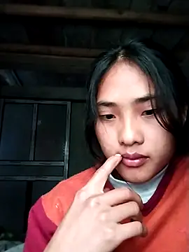 Snapshot of Hoa-tuylip chatting on 02-14-26, 05:26 Hoa-tuylip online show from 02-14-26, 05:26