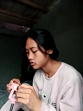 Hoa-tuylip online show from 03-19-26, 12:25