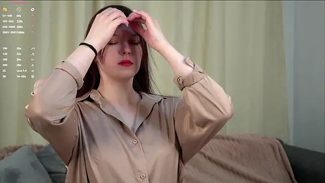 Snapshot of SelmaCarolfi chatting on 03-01-26, 01:07 SelmaCarolfi online show from 03-01-26, 01:07