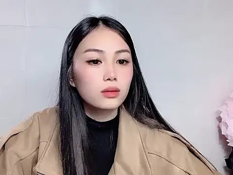 Thuy79 online show from 02-11-26, 04:23