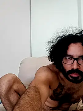 Snapshot of Batou1683 chatting on 02-11-26, 12:54 Batou1683 online show from 02-11-26, 12:54