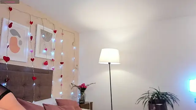 Snapshot of SalomeStorm_ chatting on 02-22-26, 03:10 SalomeStorm online show from 02-22-26, 03:10