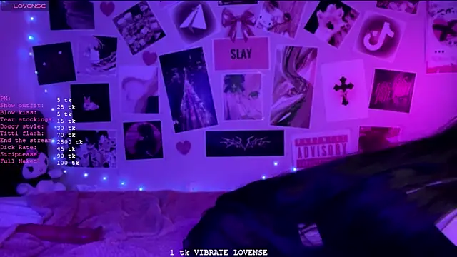 shikowaifu online show from 03-09-26, 11:09