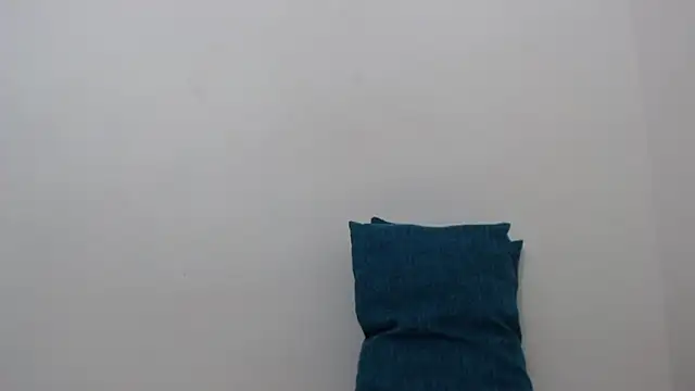 Snapshot of ElizabethMiler chatting on 06-17-26, 07:59 ElizabethMiler online show from 06-17-26, 07:59