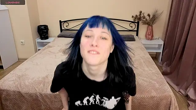 Sunny Girl X online show from 04-12-26, 06:46