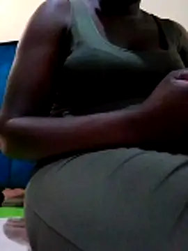 Snapshot of Charodine chatting on 03-21-26, 06:29 Charodine online show from 03-21-26, 06:29