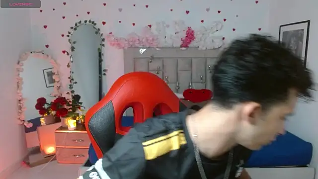 Caius fox online show from 04-05-26, 11:29