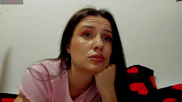 Snapshot of Adeline_Reilly chatting on 03-04-26, 02:17 Adeline Reilly online show from 03-04-26, 02:17