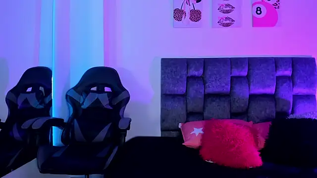 Isabella Moon9 online show from 04-07-26, 12:27