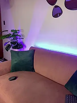 Snapshot of Angelica_pink18 chatting on 02-01-26, 07:18 Angelica pink18 online show from 02-01-26, 07:18