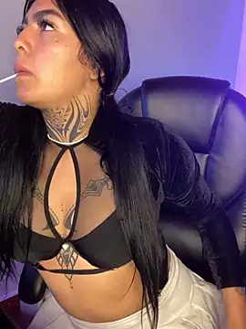 Snapshot of Angelica_pink18 chatting on 02-14-26, 01:24 Angelica pink18 online show from 02-14-26, 01:24