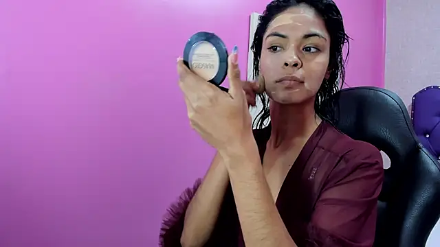 Snapshot of Tiara_Latina chatting on 02-06-26, 11:41 Tiara Latina online show from 02-06-26, 11:41