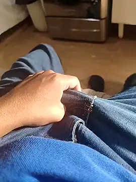 Snapshot of Gustavo52367 chatting on 02-06-26, 10:07 Gustavo52367 online show from 02-06-26, 10:07