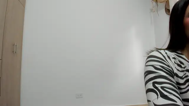 Hannakitten77 online show from 03-05-26, 10:39