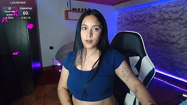 Snapshot of Camila_IRoose chatting on 07-14-26, 10:04 Camila IRoose online show from 07-14-26, 10:04