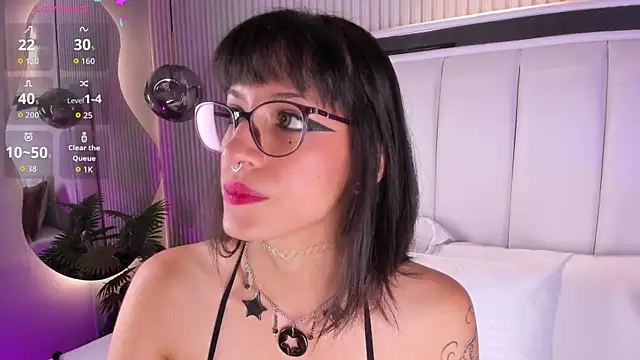 Snapshot of ViolettaColinss chatting on 07-17-26, 11:39 ViolettaColinss online show from 07-17-26, 11:39