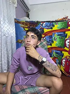 Snapshot of MichaelMiller20261 chatting on 02-08-26, 04:05 MichaelMiller20261 online show from 02-08-26, 04:05