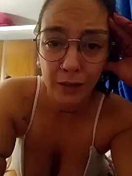 Snapshot of kuramaqueen chatting on 02-03-26, 04:10 kuramaqueen online show from 02-03-26, 04:10