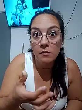 Snapshot of kuramaqueen chatting on 02-27-26, 06:24 kuramaqueen online show from 02-27-26, 06:24