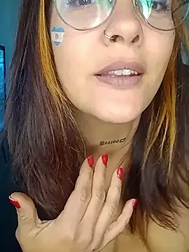 kuramaqueen online show from 06-17-26, 04:04